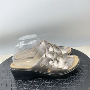 Clarks Sandals Women Size 6.5 WIDE Shoes Gold Metallic Leather Flip Flops Slides
